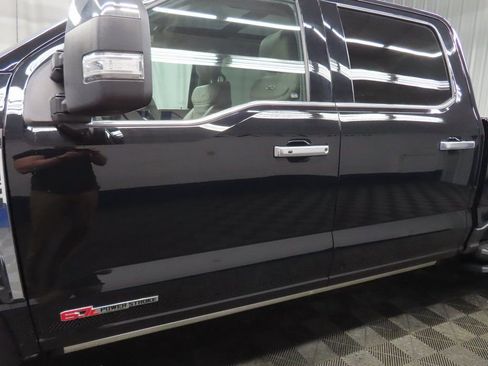 Used 2025 Ford F450 Platinum w/ Platinum Plus Package image 52