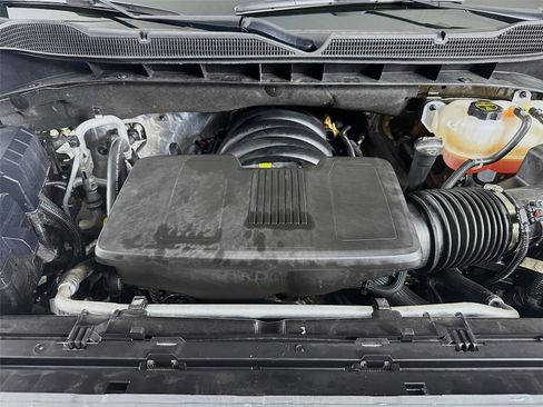 Used 2025 Chevrolet Silverado 1500 LT Trail Boss w/ Convenience Package II AWD/4WD image 32