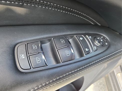 Used 2018 INFINITI QX60 AWD w/ Premium Plus Package image 16