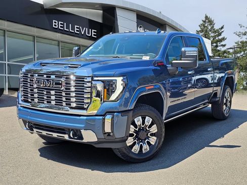 New 2026 GMC Sierra 3500 Denali w/ Denali Reserve Package AWD/4WD image 1