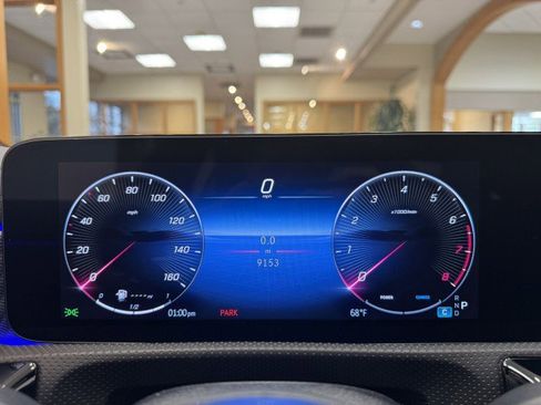 Certified 2025 Mercedes-Benz CLA 250 image 9