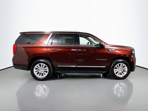 Used 2023 GMC Yukon SLT w/ Max Trailering Package image 3