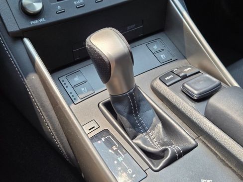 Used 2015 Lexus IS 250 w/ F-Sport Package RWD image 34