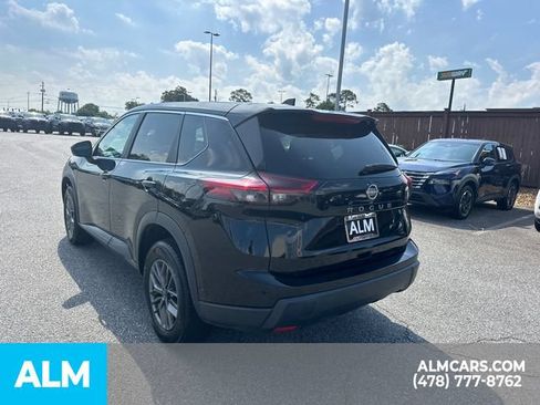 Used 2024 Nissan Rogue S FWD image 8
