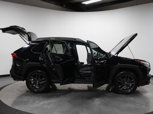 Used 2024 Toyota RAV4 Adventure image 10