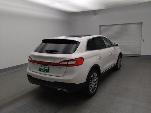 Used 2016 Lincoln MKX Reserve w/ Technology Package image 9
