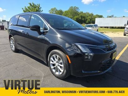 New 2027 Chrysler Pacifica Select
