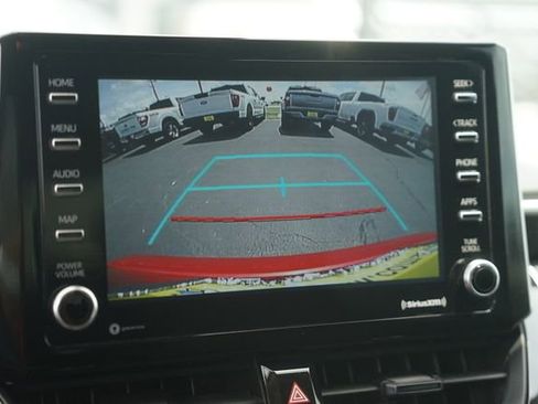 Used 2021 Toyota Corolla LE FWD image 27