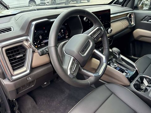 Used 2026 GMC Canyon Denali AWD/4WD image 18