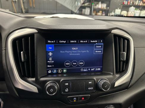Used 2022 GMC Terrain SLT w/ Tech Package AWD/4WD image 14