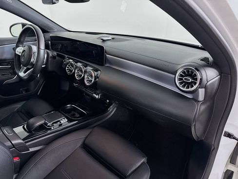 Used 2019 Mercedes-Benz A 220 image 28