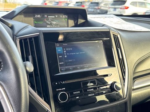 Used 2022 Subaru Forester Premium image 22