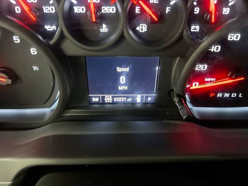 Used 2022 Chevrolet Silverado 1500 Custom AWD/4WD image 13