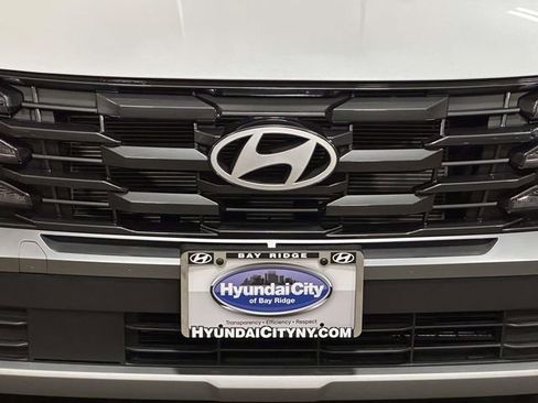 Used 2025 Hyundai Tucson SEL AWD/4WD image 12