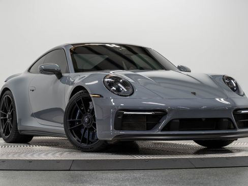 Used 2023 Porsche 911 Carrera GTS RWD image 38