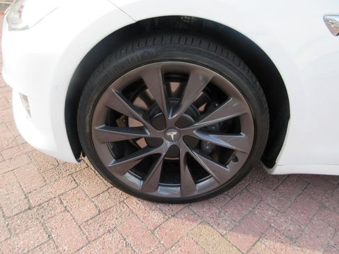 Used 2021 Tesla Model S Long Range Plus AWD/4WD image 66