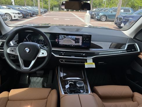 Used 2026 BMW X7 xDrive40i image 29