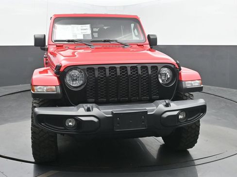 Used 2021 Jeep Gladiator Sport AWD/4WD image 8