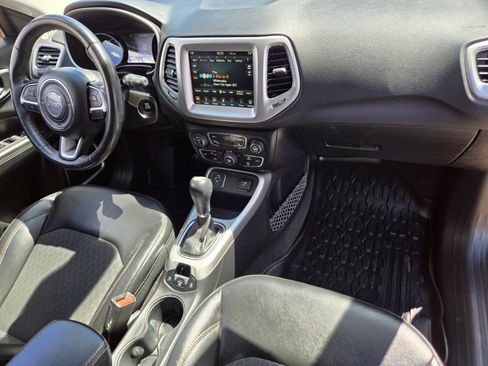 Used 2018 Jeep Compass Latitude w/ Popular Equipment Group image 15