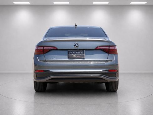 Used 2024 Volkswagen Jetta Sport FWD image 4