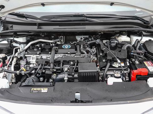 Certified 2024 Toyota Corolla LE AWD/4WD image 27