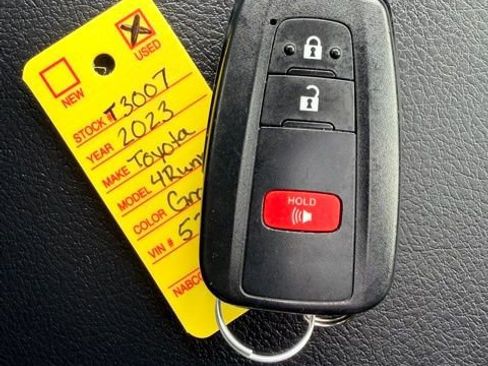 Certified 2023 Toyota 4Runner Limited AWD/4WD image 39