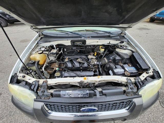 Used 2004 Ford Escape XLT AWD/4WD image 24