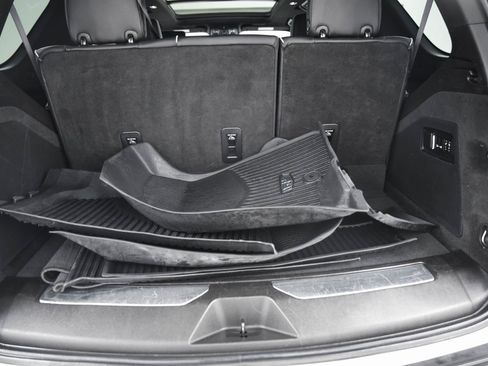 Used 2021 Cadillac Escalade Sport image 13