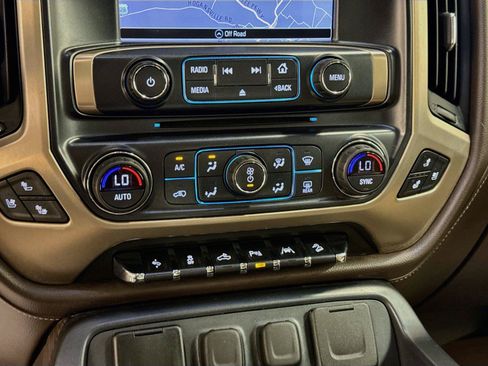 Used 2018 GMC Sierra 1500 Denali AWD/4WD image 16