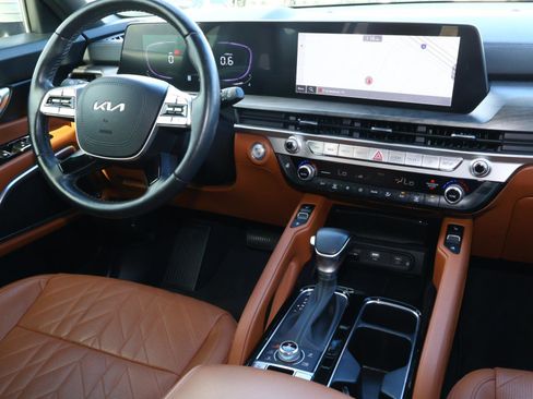 Used 2025 Kia Telluride EX X-Line image 11