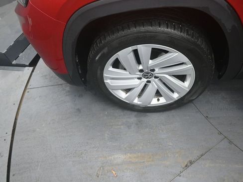 Used 2022 Volkswagen Atlas Cross Sport SE image 14