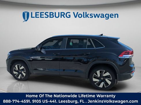New 2025 Volkswagen Atlas Cross Sport SE AWD/4WD image 10