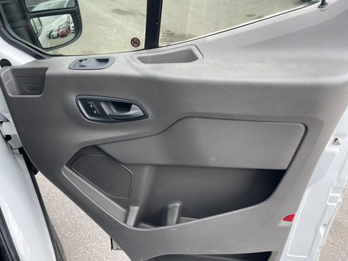 Used 2020 Ford Transit 250 Low Roof w/ Exterior Upgrade Package RWD image 20