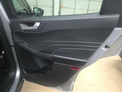 Used 2022 Ford Escape SEL image 8