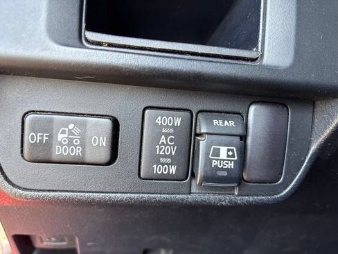 Used 2017 Toyota Tacoma TRD Pro AWD/4WD image 21