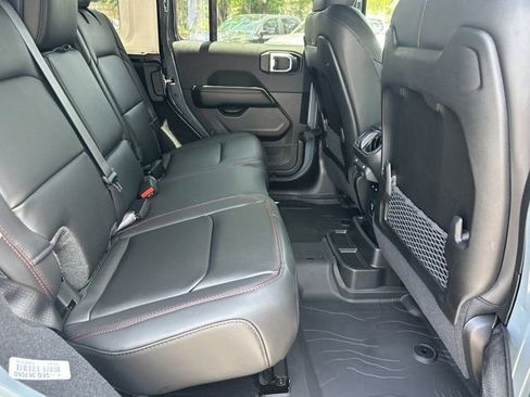 New 2026 Jeep Wrangler Unlimited Rubicon AWD/4WD image 15