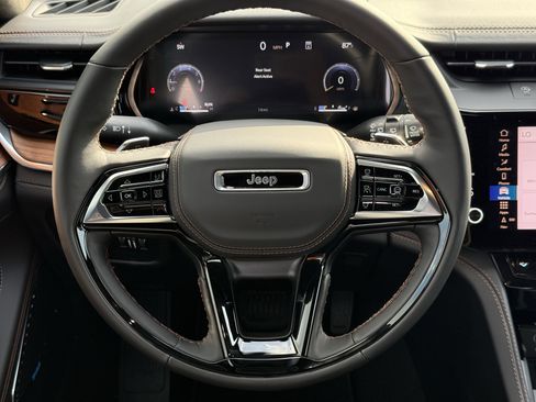 New 2026 Jeep Grand Cherokee L Summit image 12