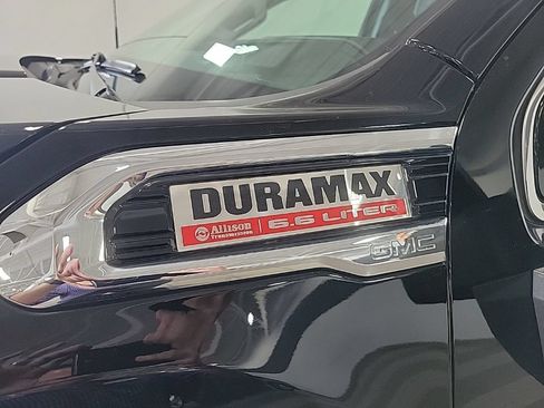 Used 2023 GMC Sierra 3500 Denali w/ Denali Ultimate Package AWD/4WD image 19