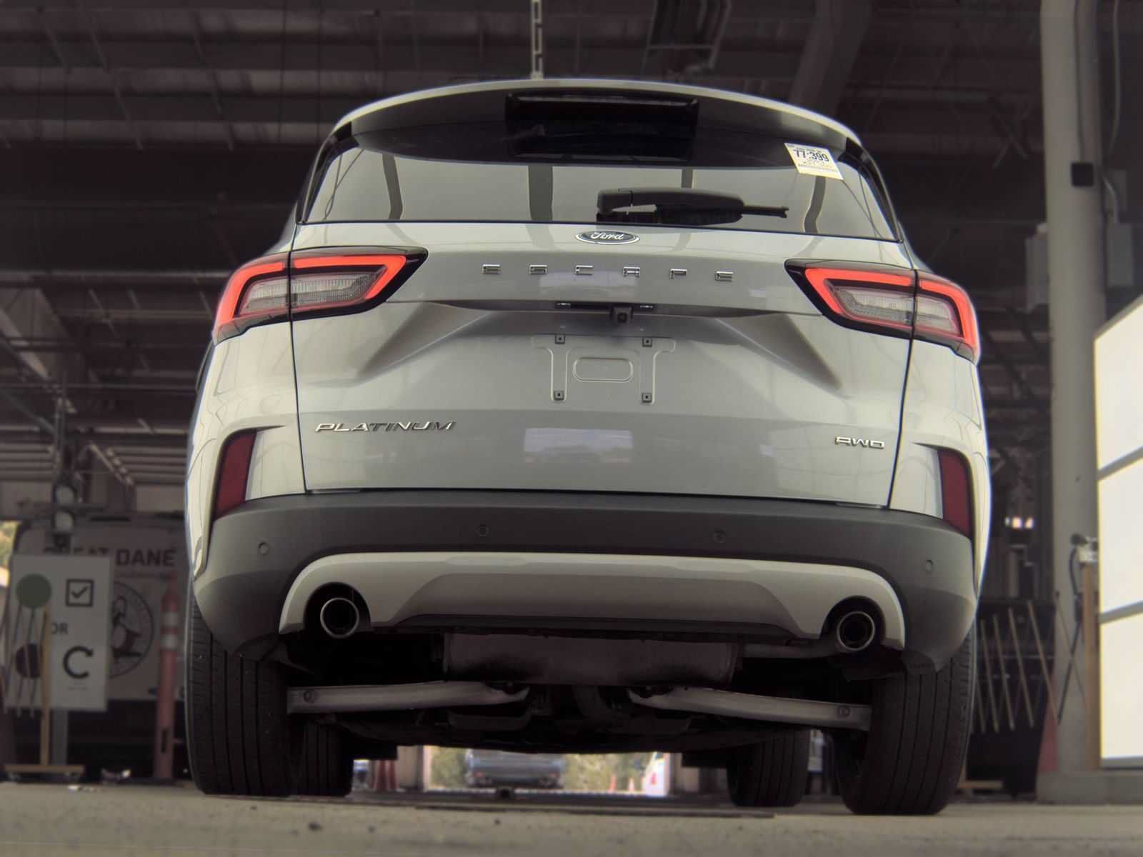 Used 2023 Ford Escape Platinum AWD/4WD image 11