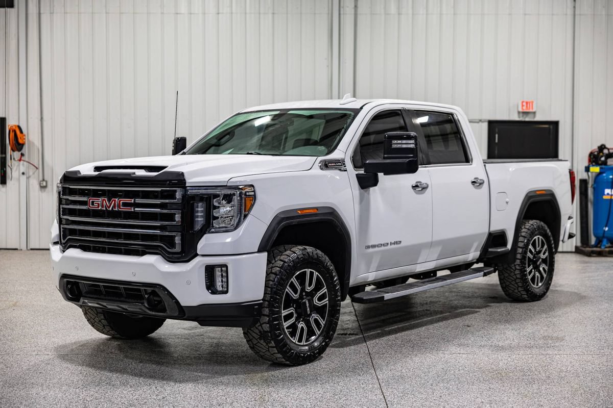 Used 2021 GMC Sierra 2500 SLT AWD/4WD image 1