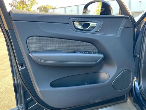 Used 2025 Volvo XC60 B5 Core w/ Protection Package Premier image 26