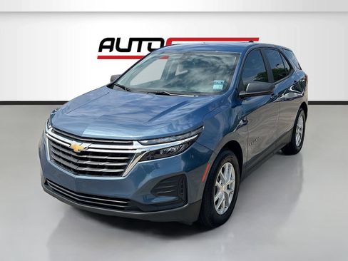 Used 2024 Chevrolet Equinox LS FWD image 3