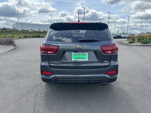 Used 2019 Kia Sorento AWD image 6