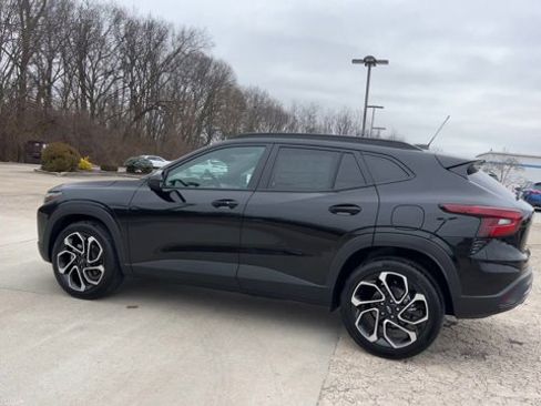 New 2026 Chevrolet Trax RS w/ Sunroof Package image 6