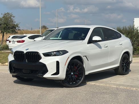 New 2026 BMW X6 xDrive40i w/ Climate Comfort Package image 2