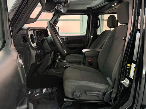 Used 2024 Jeep Wrangler Unlimited Sport AWD/4WD image 5