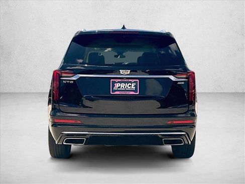 Used 2024 Cadillac XT6 Premium Luxury FWD image 4