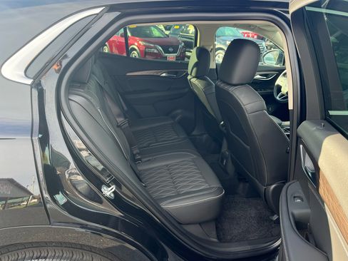 Used 2021 Buick Envision Avenir w/ Technology Package II image 26