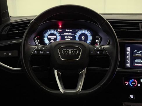 Used 2023 Audi Q3 2.0T Premium w/ Convenience Package AWD/4WD image 32