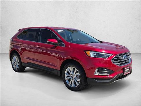 Used 2024 Ford Edge Titanium AWD/4WD image 3